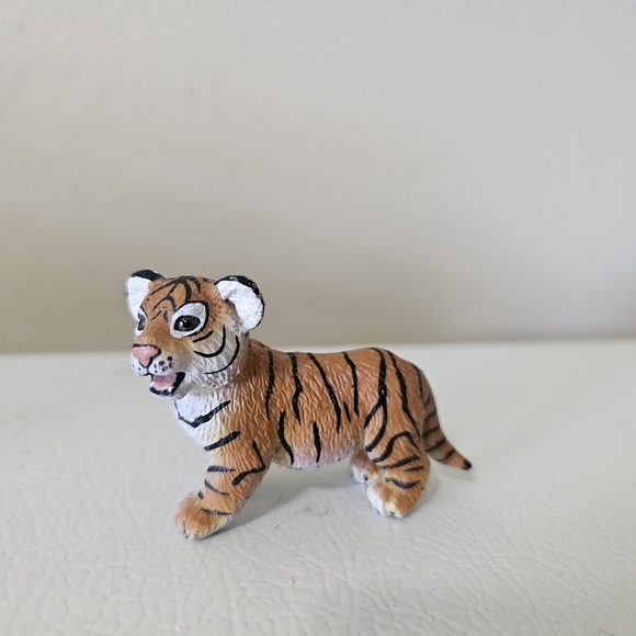 Safari Ltd Wild Safari Bengal Tigers Set of 3 - Picture 6 of 7